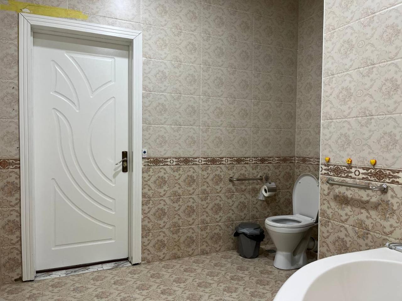 Home Alone Hotel Ташкент Екстериор снимка